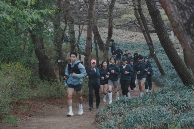 티톤브로스 러닝 세션/사진=LF