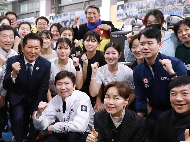 국회 문화체육관광위원회 간사 임오경 더불어민주당 의원이 대표 발의한 ‘체육인복지법’ 개정안이 23일 국회 본회의를 통과했다. 임오경 의원실 제공