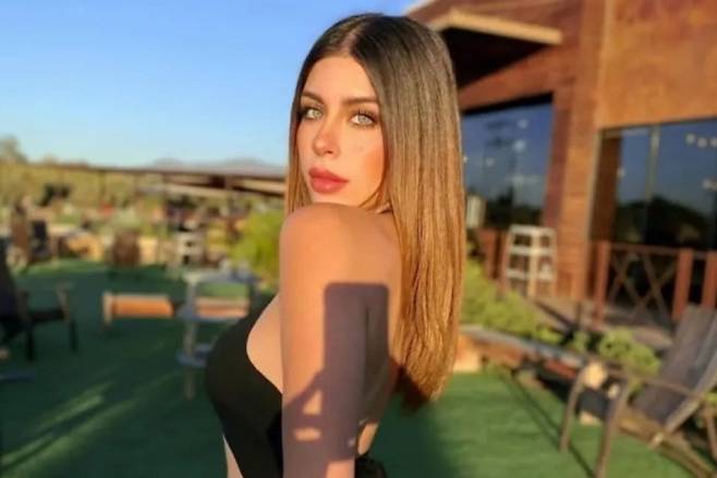 2017년 ‘미스 틴 유니버스 바하 칼리포르니아’ 우승자인 카롤리나 플로레스 고메즈. 페이스북 캡처