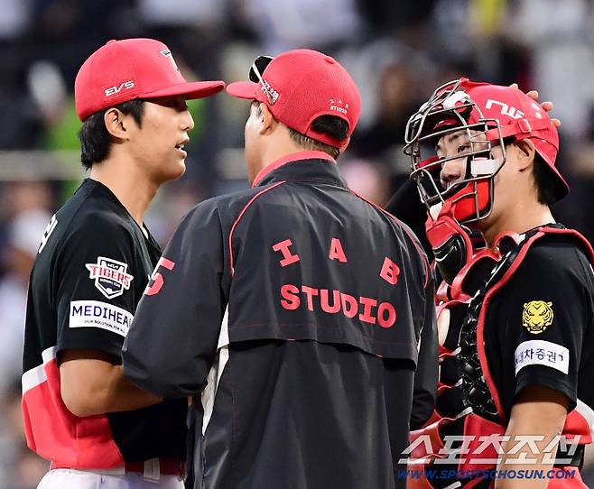 23일 수원 케이티위즈파크에서 열린 KT와 KIA의 경기. 1회 5실점을 허용한 KIA 이의리. 수원=송정헌 기자songs@sportschosun.com/2026.04.23/