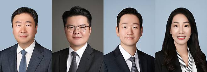 (왼쪽부터) 율촌 이호재 수석전문위원, 김시목·윤필상 변호사, 추민수 수석전문위원 /율촌 제공