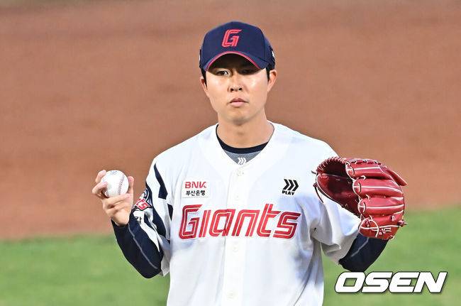 [OSEN=부산, 이석우 기자] 롯데 자이언츠 쿄야마 170 2026.04.04 / foto0307@osen.co.kr
