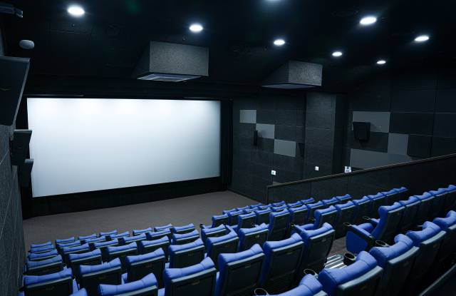 서부산영상미디어센터 내 85석 규모의 상영관 '모두극장' 모습. 서부산영상미디어센터 제공