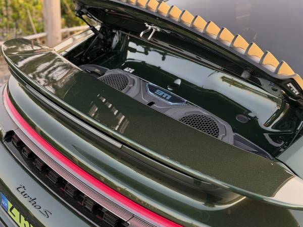 포르쉐 911 Turbo S 엔진룸./사진-김연지 기자