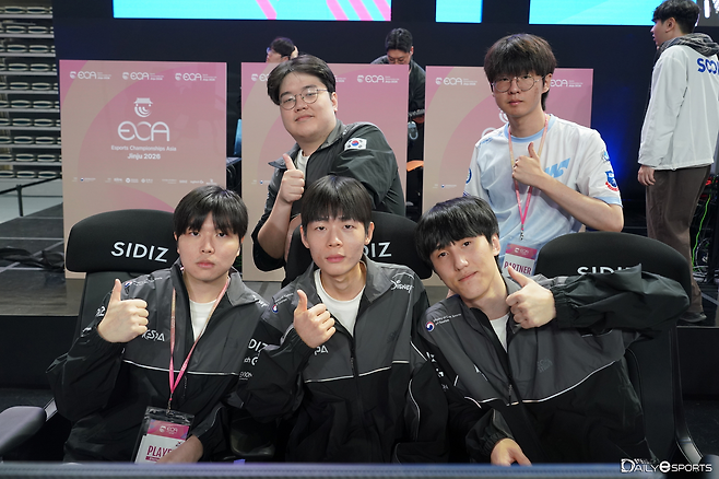 4연속 체크메이트를 기록하며 1일차 선두를 기록한 대한민국 대표 양주 웨일즈.