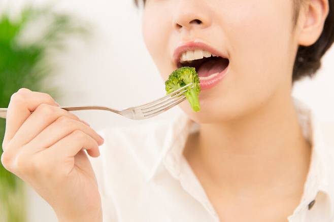 수분 함량이 90%에 달하는 브로콜리 같은 식품은 체중을 줄이는 데 도움이 된다. 사진=클립아트코리아