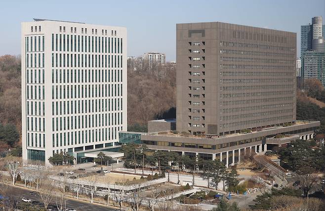 서울고검과 중앙지검의 모습. /연합뉴스