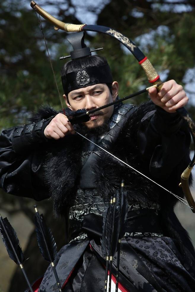 영화 ‘관상’에서 수양대군을 연기한 배우 이정재. 쇼박스 제공