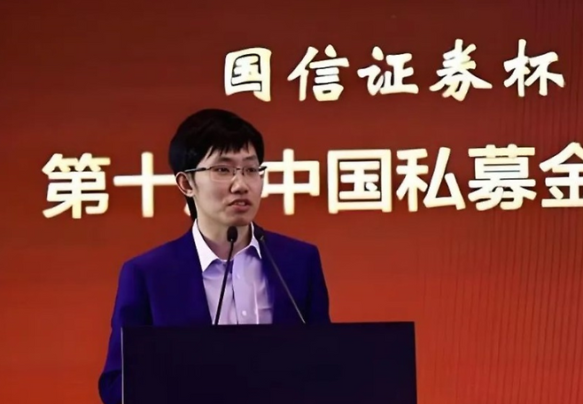 딥시크는 량원펑이 소유한 퀀트 헤지펀드 하이플라이어의 내부 AI 연구소로 출발해, 2023년 별도 법인으로 독립했다. 하이플라이어는 지난해 수익률 56.6%를 기록해, 중국 10대 대형 헤지펀드 중 수익률 2위에 올랐다. 동아일보 DB