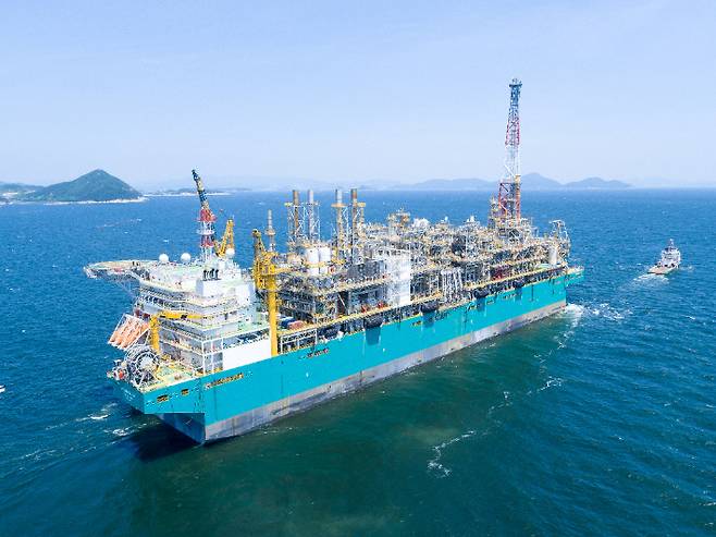 FLNG. 한화오션 제공