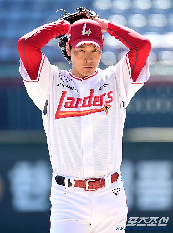 19일 인천 SSG랜더스필드에서 열린 KBO리그 SSG와 LG의 경기. 선발 투구하는 SSG 타케다. 인천=송정헌 기자songs@sportschosun.com/2026.03.19/