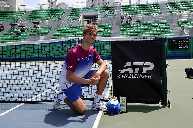 어거스트 홈그렌