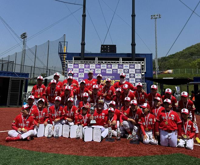 제22회 천안흥타령기 전국초등학교야구대회 우승을 차지한 광주 수창초. KBSA 제공