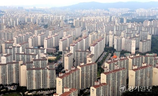 기사의 이해를 돕기 위한 자료 이미지로 직접적 연관은 없습니다. 사진은 용인 신봉 및 수지지구 아파트 단지. 경기일보DB