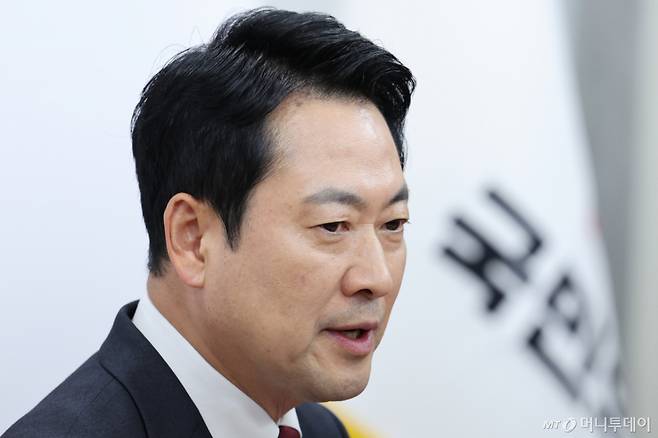 (서울=뉴스1) 신웅수 기자 = 장동혁 국민의힘 대표가 20일 서울 여의도 국회에서 방미 성과 관련 기자간담회를 하고 있다. 2026.4.20/뉴스1  Copyright (C) 뉴스1. All rights reserved. 무단 전재 및 재배포,  AI학습 이용 금지. /사진=(서울=뉴스1) 신웅수 기자