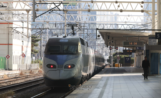 서울역 KTX 승강장. 2025.12.8 홍윤기 기자