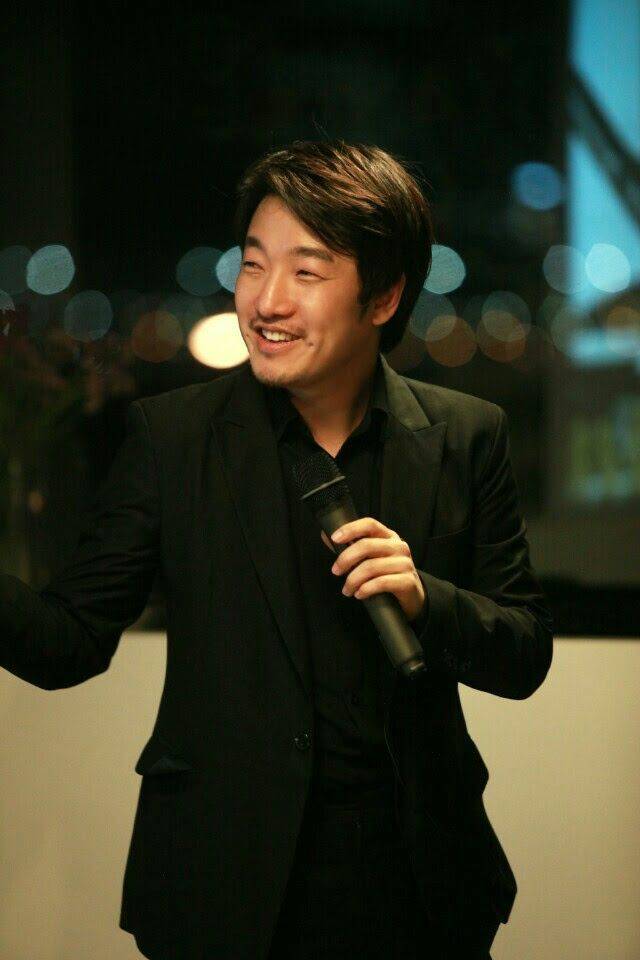 김일동 감독.