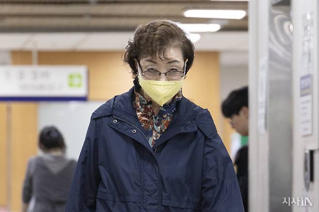 양평 공흥지구 개발 특혜 의혹을 받는 김건희씨의 모친 최은순씨. ⓒ시사IN 이명익