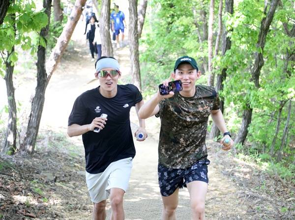 수영 김우민과 조성재 / 사진=대한체육회 제공