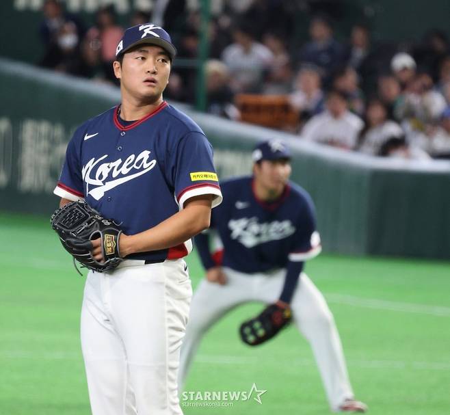 한국 우완투수 고우석이 지난달 7일 도쿄돔에서 열린 2026 WBC 도쿄POOL 대한민국과 일본전에서 구원 등판해 투구를 펼치고 있다./사진=강영조 선임기자