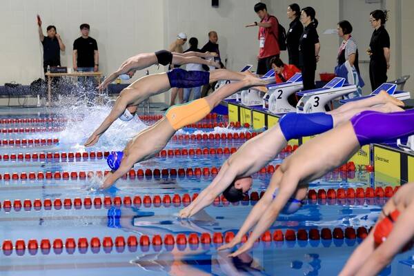 경기도장애인체육대회, 광주서 개막 팡파르…대회 첫 날 다관왕 20명 나와...사진은 수영 경기장에서 경기 모습.(사진제공=경기도장애인체육회)