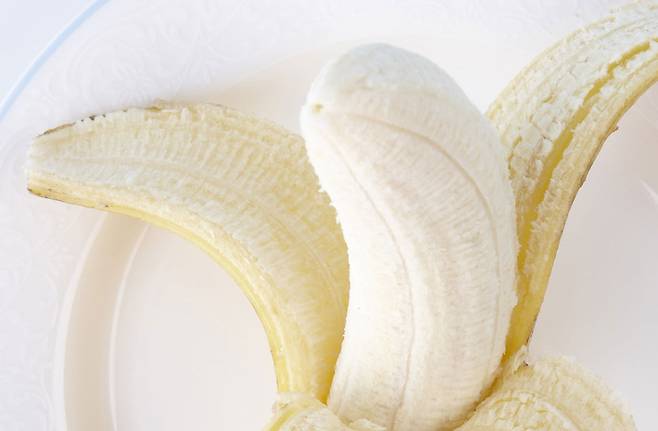 영상의학과 전문의 이원경 원장은 꾸준히 챙겨 먹으면 좋은 건강식품 일곱 가지를 소개했다./사진=클립아트코리아