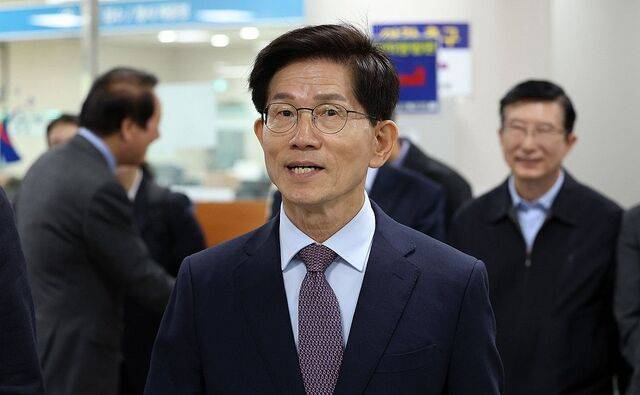 김문수 전 고용노동부 장관이 지난 24일 서울 서초구 서울중앙지방법원에서 열린 제21대 대통령선거 선거법 위반 1심 선고 공판에 출석하고 있다. 사진공동취재단