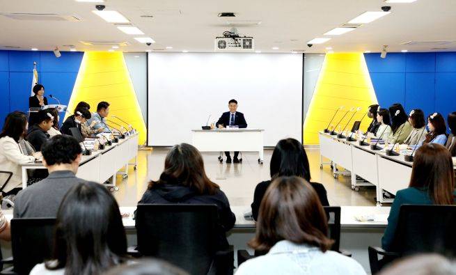 'AI 업무혁신 아이디어 데모데이' 진행 모습 ⓒ안양시 제공