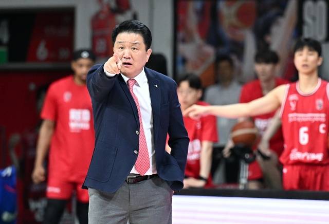 유도훈 안양 정관장 감독. /사진=KBL 제공