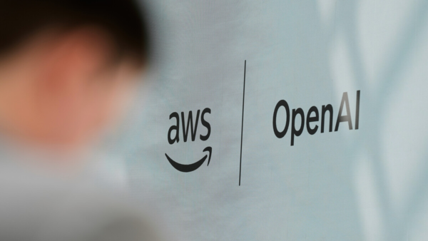 오픈AI와 아마존웹서비스. 연합뉴스