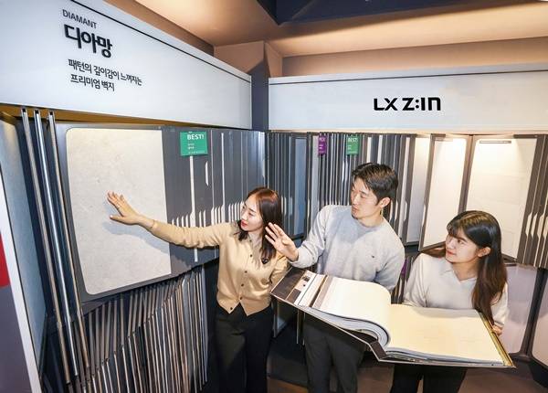 LX하우시스의 LX지인 벽지 디아망/사진제공=LX하우시스