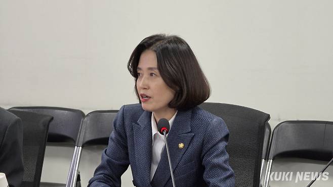 오는 10월 검찰청 폐지와 공소청·중대범죄수사청 출범을 앞두고, 형사소송법 개정 방향을 논의하는 토론회가 29일 국회에서 열렸다. 박은정 조국혁신당 의원. 황인성 기자&nbsp;