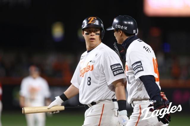 28일 SSG전에서 끝내기 밀어내기 볼넷으로 결승 타점을 올린 노시환. 사진=한화 제공