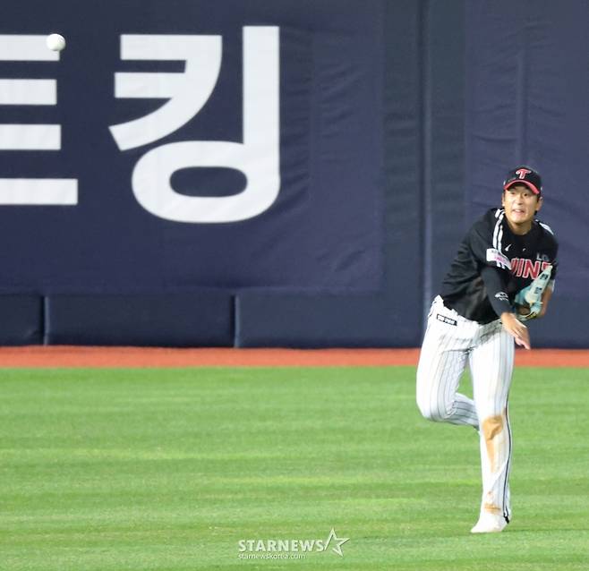 [카메라톡스]'누가봐도 홈은 무리였지!'  박동원에 여유있게 태그당하는 장성우