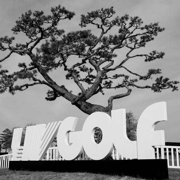 지난해 5월 인천 잭 니클라우스 골프클럽에 LIV 골프 간판이 설치된 모습. /사진=LIV GOLF