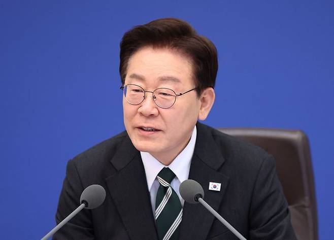 이재명 대통령이 28일 청와대에서 열린 국무회의 겸 비상경제점검회의에서 발언하고 있다.ⓒ뉴시스