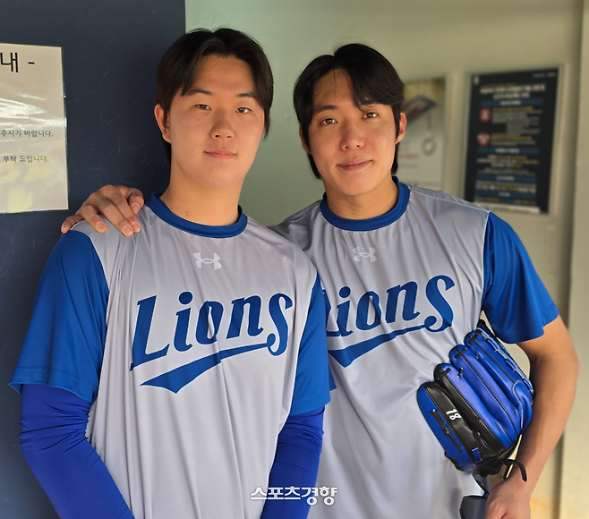 삼성 장찬희와 원태인. 잠실 | 김하진 기자