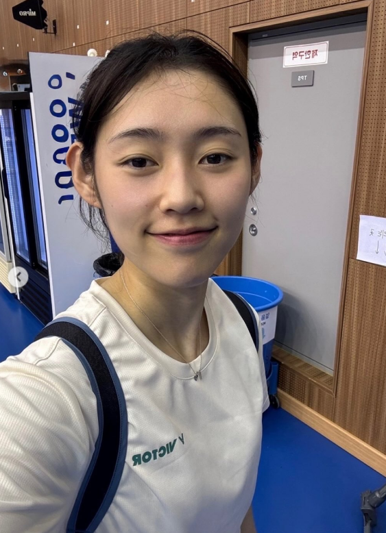 ▲ 이제 시선은 대만과 8강전으로 향한다.&nbsp;2022년 대회 이후 4년 만에 통산 3번째 우버컵 트로피를 겨냥 중인 한국의 준준결승은 다음 달 1일 새벽 1시에 열린다.&nbsp;조별리그에서 보여준 압도적인 경기력이 토너먼트에서도 이어질 수 있을지 관심이 집중되고 있다. ⓒ 심유진 SNS