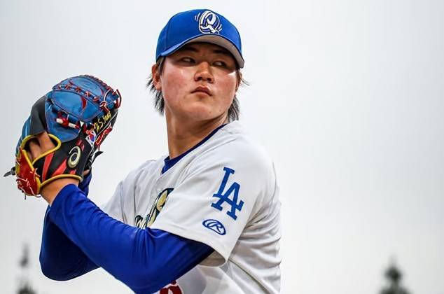 투구하는 장현석의 모습. /사진=랑초 쿠카몽가 퀘이크스 공식 SNS