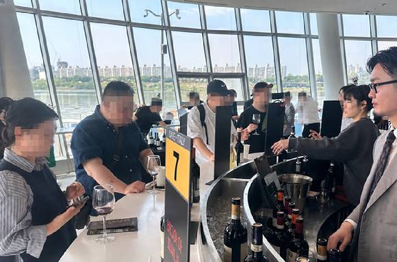 30일 서울 반포 무드서울에서 세계에서 가장 오랜 역사를 자랑하는 와이너리 '안티노리'의 와인을 집중 조명하는 '저니 투 안티노리' 미디어 시음회가 열렸다. [사진=아영FBC]