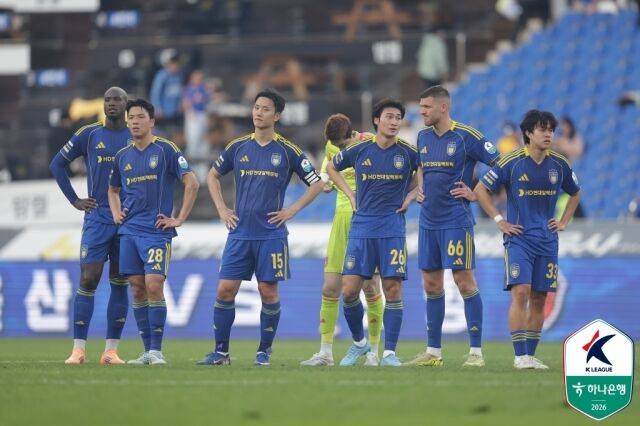 울산 HD와 포항 스틸러스가 2일 울산문수축구경기장에서 시즌 첫 '동해안 더비'를 치른다./프로축구연맹 제공