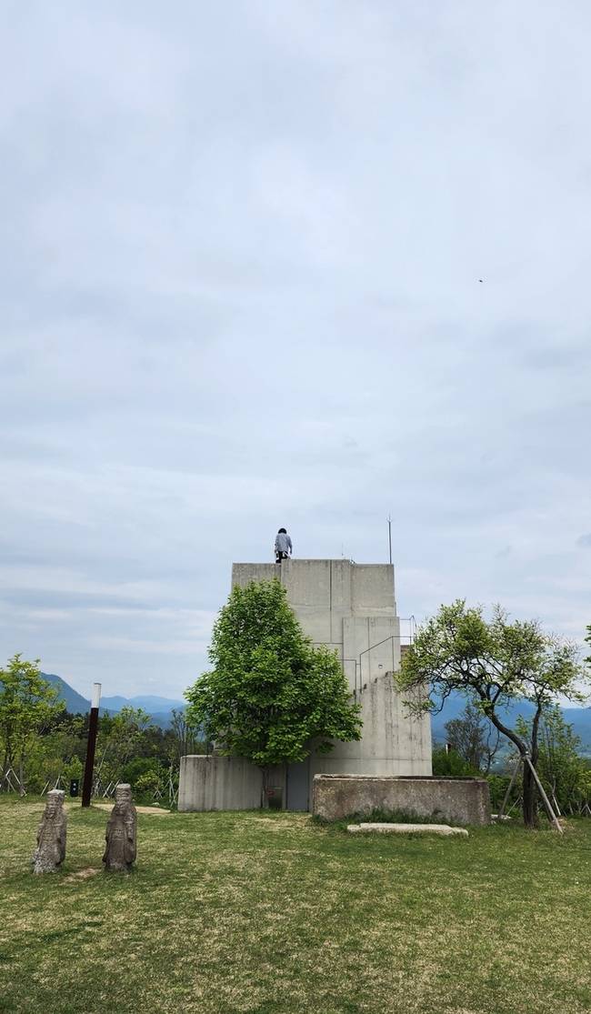 ▲ 별을 보는 제단 '첨단'. 글= 이동욱 논설주간(donlee@kyongbuk.com), 사진= 권남인 기자(kni@kyongbuk.com)