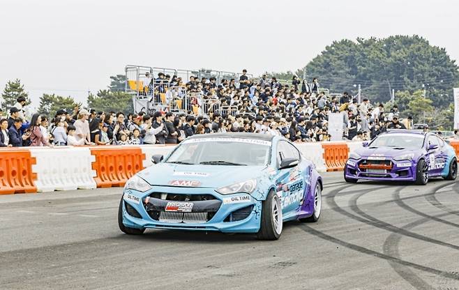 '보령·AMC 국제 모터 페스티벌'에서 짐카나 및 드리프트 경기하는 모습 사진=한국자동차기자협회