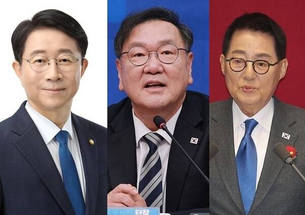 왼쪽부터 조정식·김태년·박지원 의원. 연합뉴스