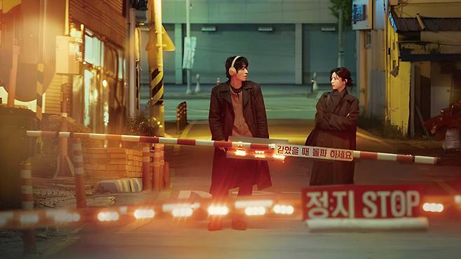 드라마 《모두가 자신의 무가치함과 싸우고 있다》 스틸컷 ⓒJTBC
