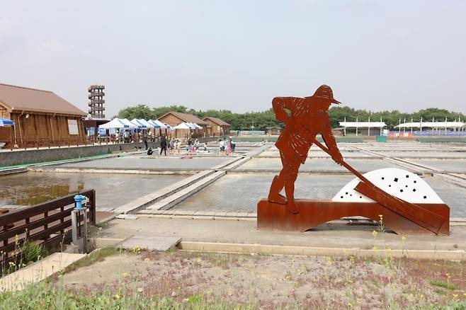 시흥 옛 소래염전과 소금창고 [시흥시 제공. 재판매 및 DB 금지]