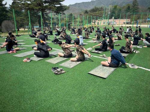 양구군이 군장병을 대상으로 한 평생학습 프로그램을 5년째 이어가며 관·군 상생 교육 모델을 정착시키고 있다.