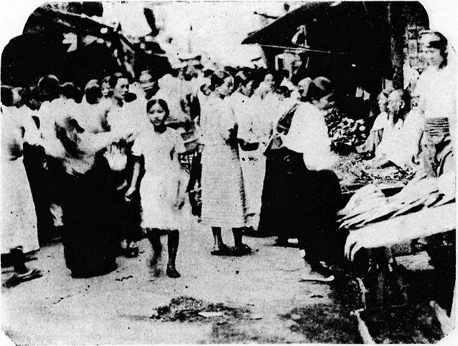 1938년 일본 오사카 조선인 밀집지역에 있던 시장의 모습. 사진 위키피디아