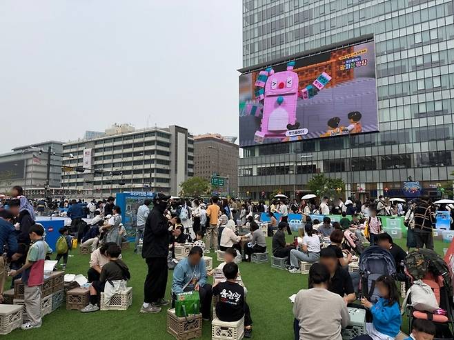 2026 광화문 가족동행축제-렛츠플레이 광화문광장 참가자들.  /사진= 강예신 여행+ 기자