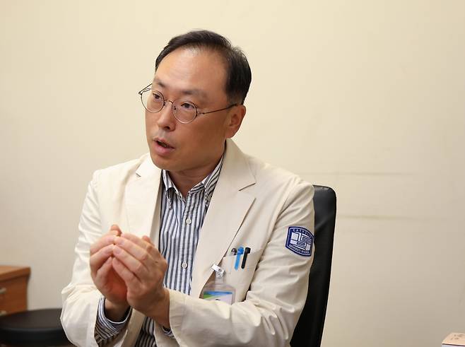 지난 27일 가톨릭대학교 서울성모병원 권역모자의료센터장 박인양 산부인과 교수가 헤럴드경제와 인터뷰하고 있다.[서울성모병원 제공]
